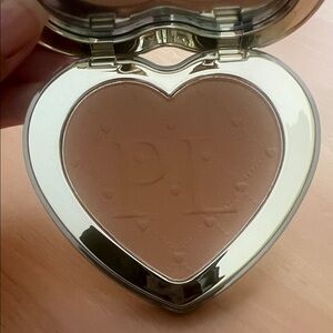 PLouise full coverage under eye brightening powder in Caramel